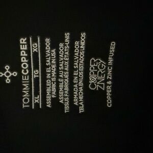 Lot Tommie copper leggings xl and Kirkland Signature White Crew Neck Tee xl